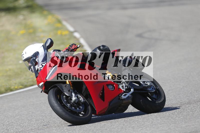 /05 07.04.2026 Cornu Master School ADR/Gruppe rot/25